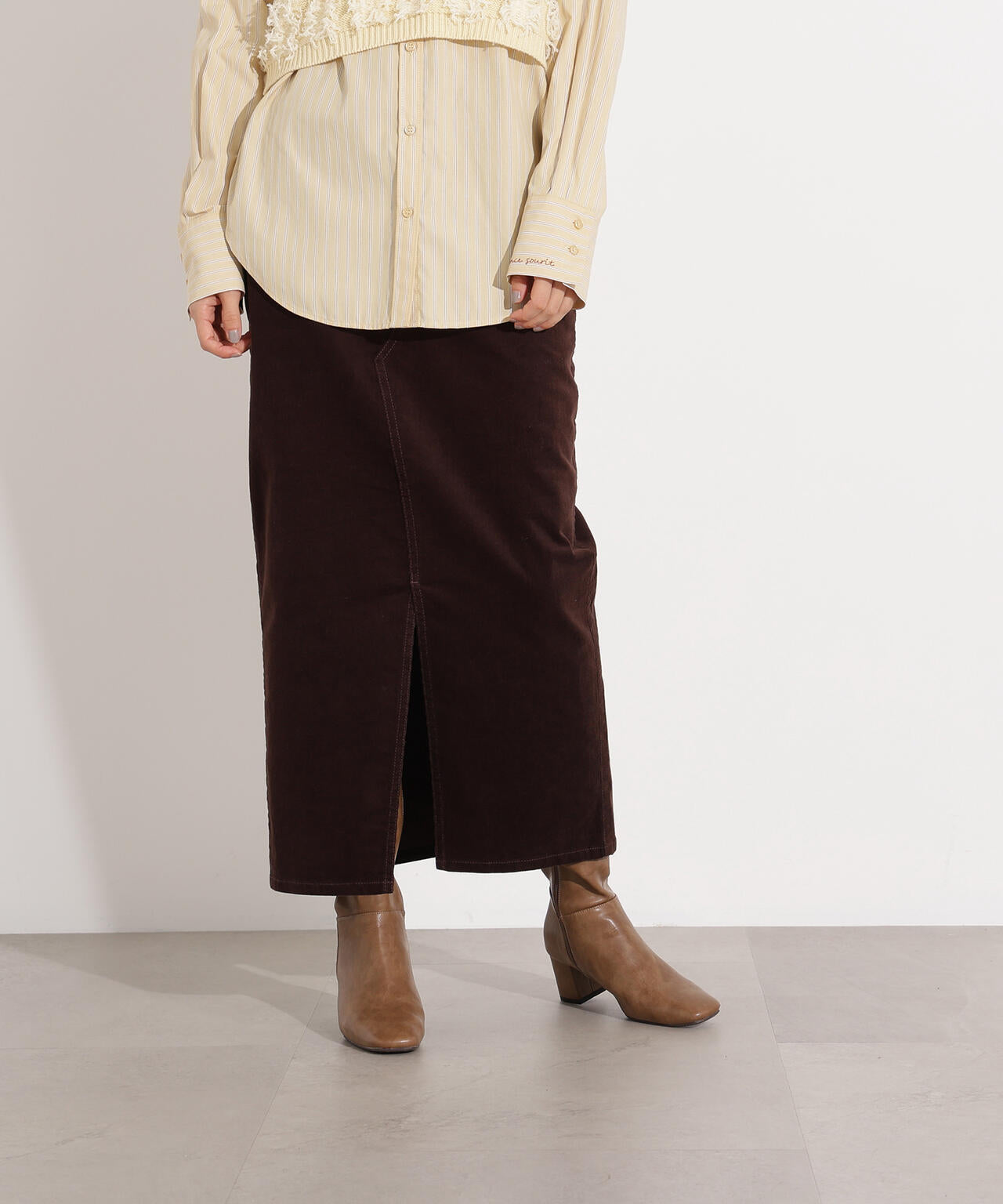 コーデュロイスリットスカート