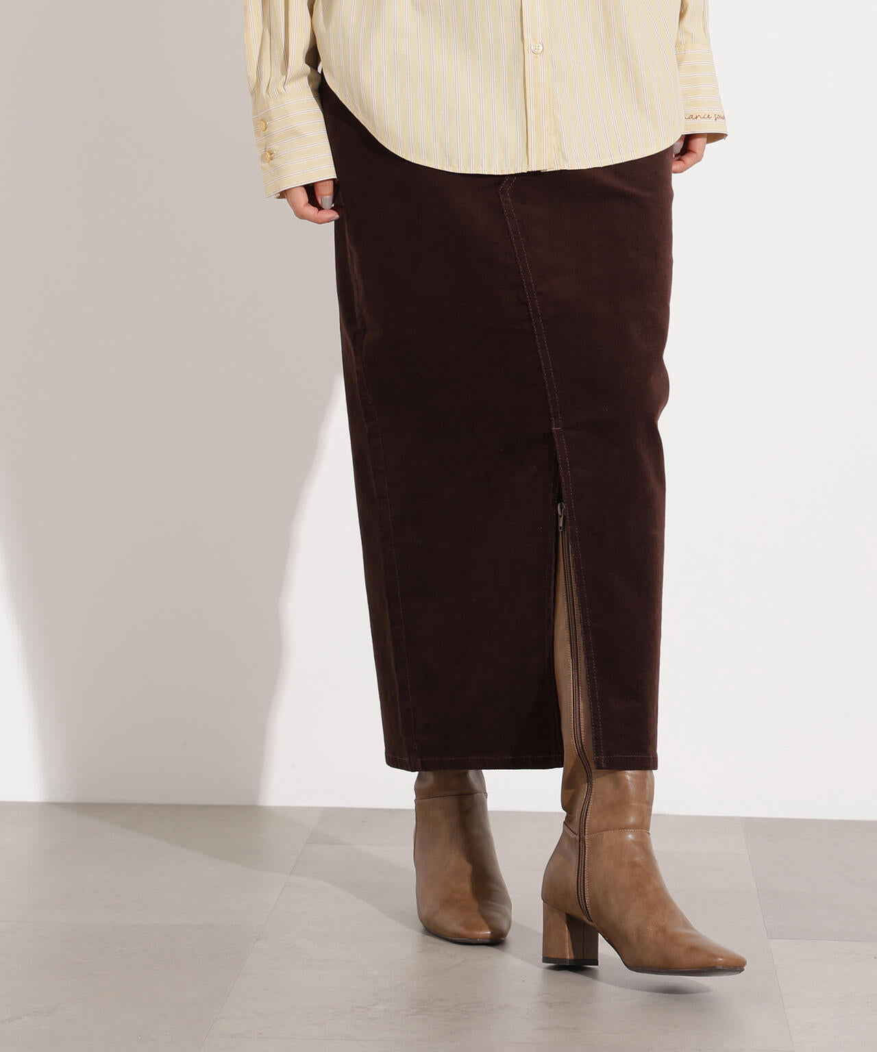 コーデュロイスリットスカート