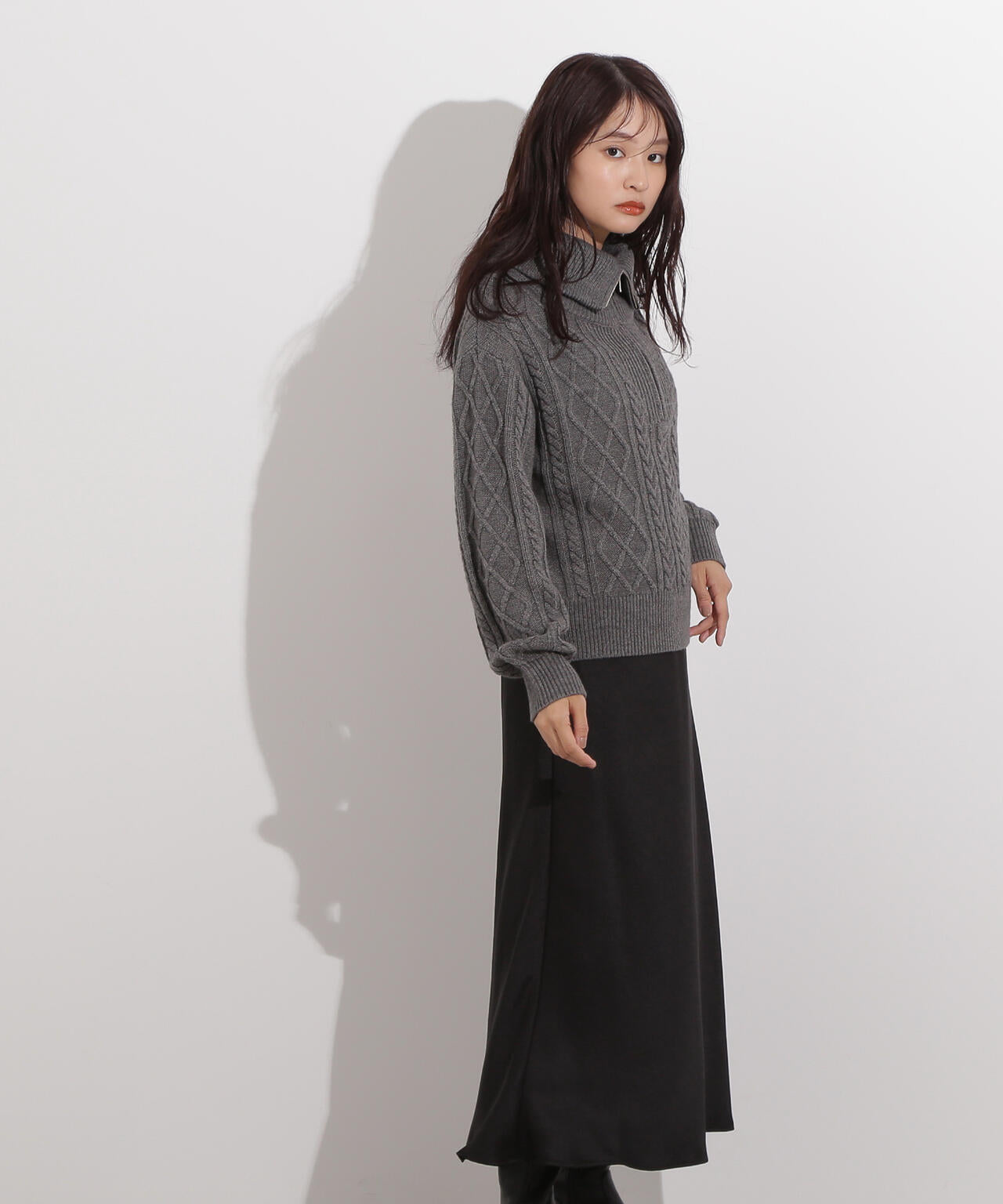 【岸本セシルさん着用】【小室安未さん着用】サテンナロースカート