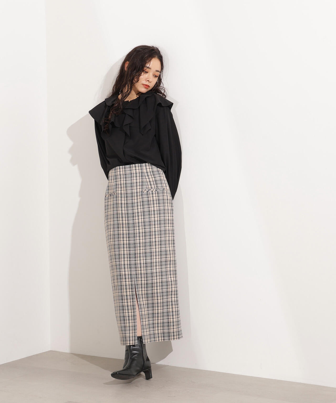 【小室安未さん着用】ハイウエストチェックナロースカート《ブラウン系:LUMINE・LUCUA・official site限定》