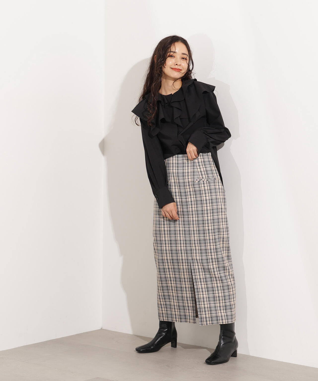 【小室安未さん着用】ハイウエストチェックナロースカート《ブラウン系:LUMINE・LUCUA・official site限定》