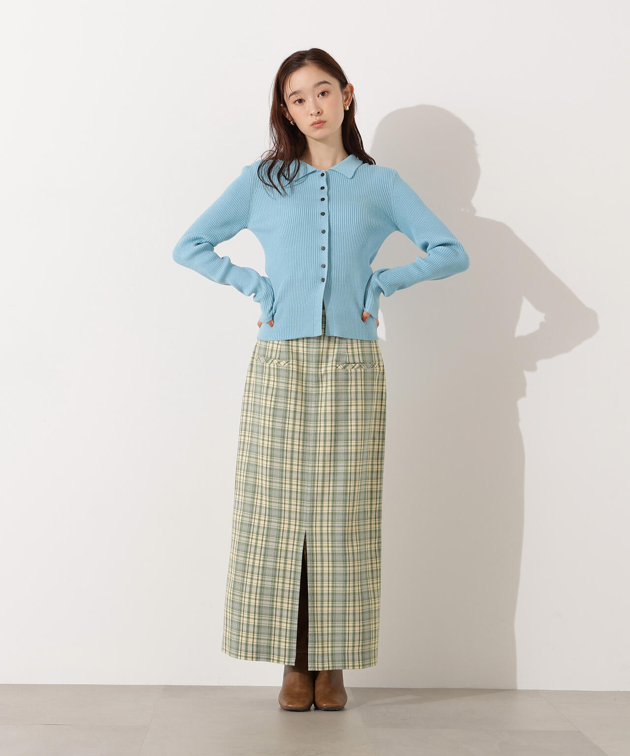 【小室安未さん着用】ハイウエストチェックナロースカート《ブラウン系:LUMINE・LUCUA・official site限定》