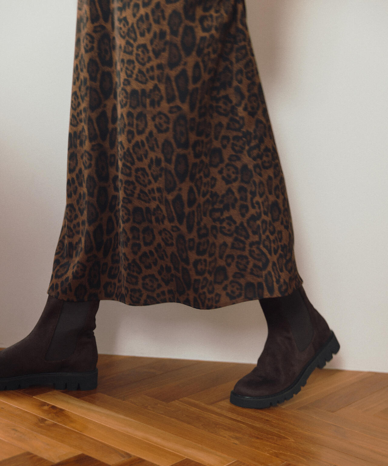 【岸本セシルさん着用】レオパードナロースカート