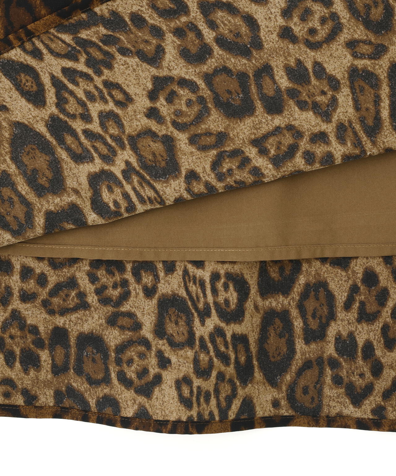 【岸本セシルさん着用】レオパードナロースカート