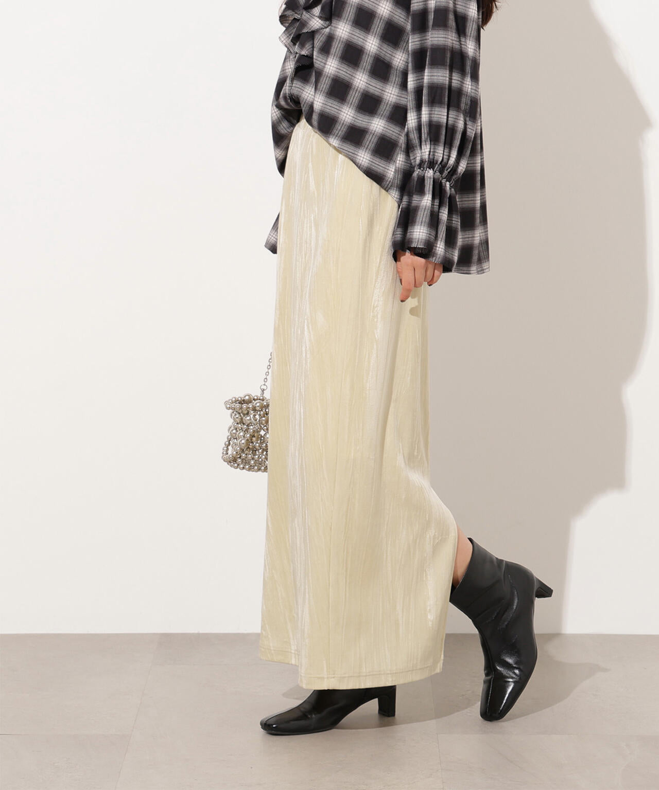 【岸本セシルさん着用】ベロアナローマキシスカート