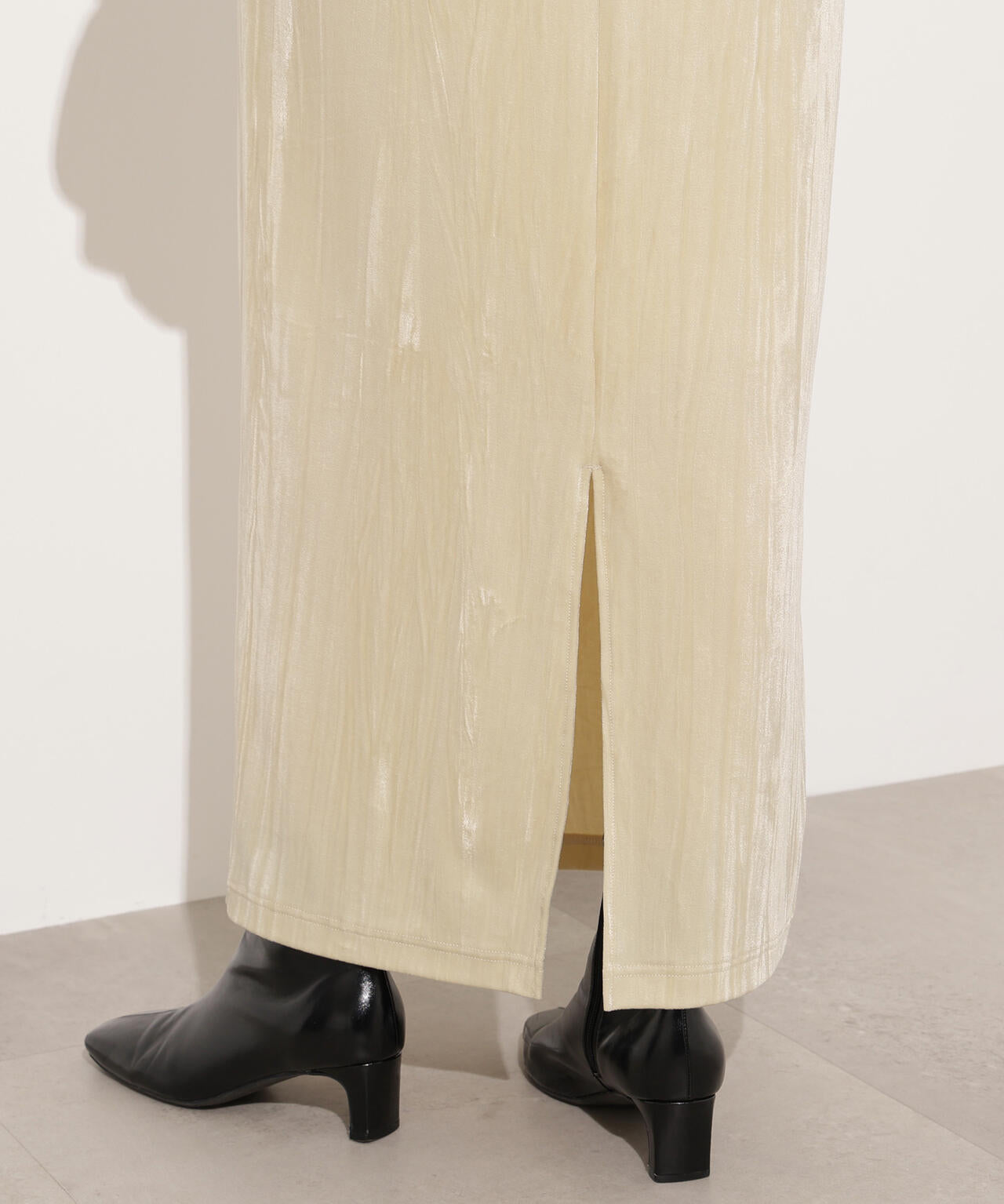 【岸本セシルさん着用】ベロアナローマキシスカート