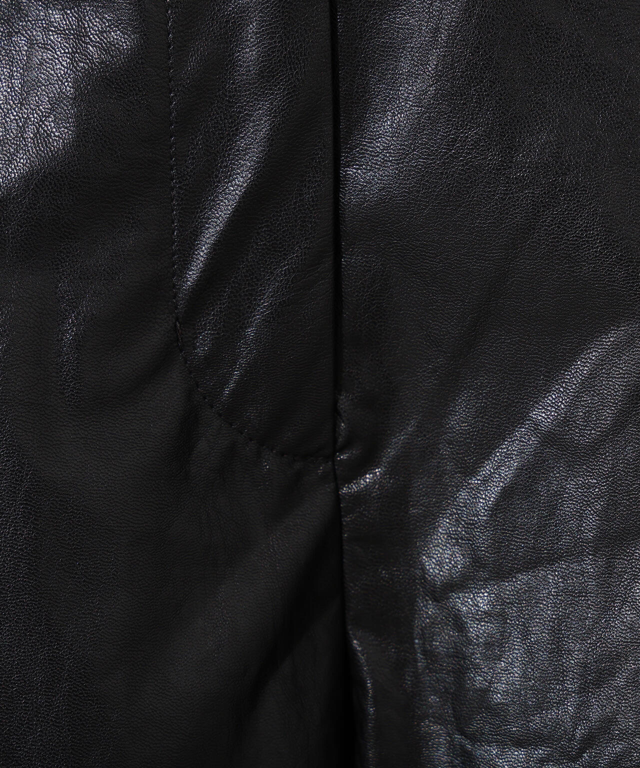 【岸本セシルさん着用】フェイクレザーハーフパンツ