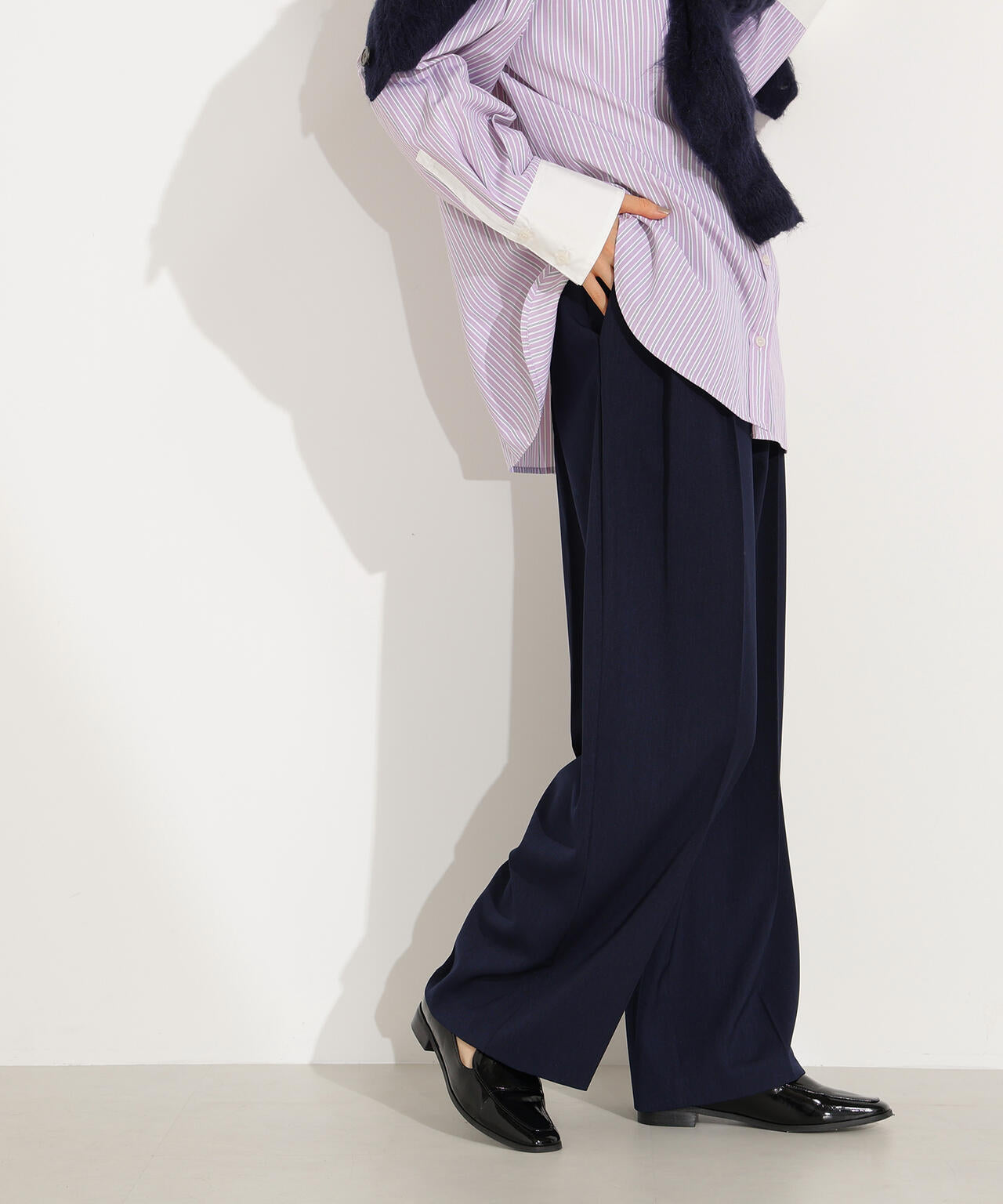 ツータックワイドパンツ