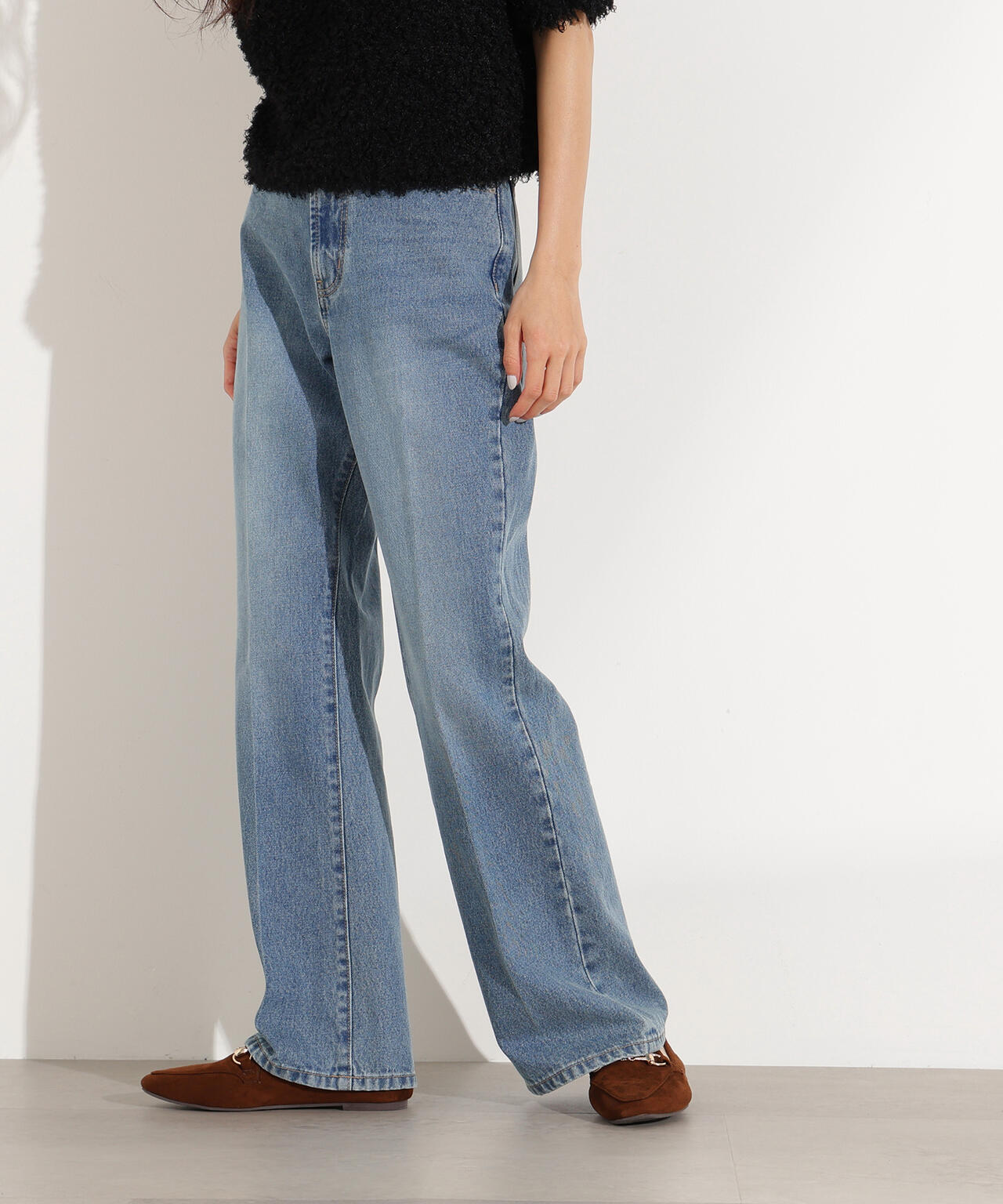 【岸本セシルさん着用】【小室安未さん着用】センタープレスフレアデニムパンツ