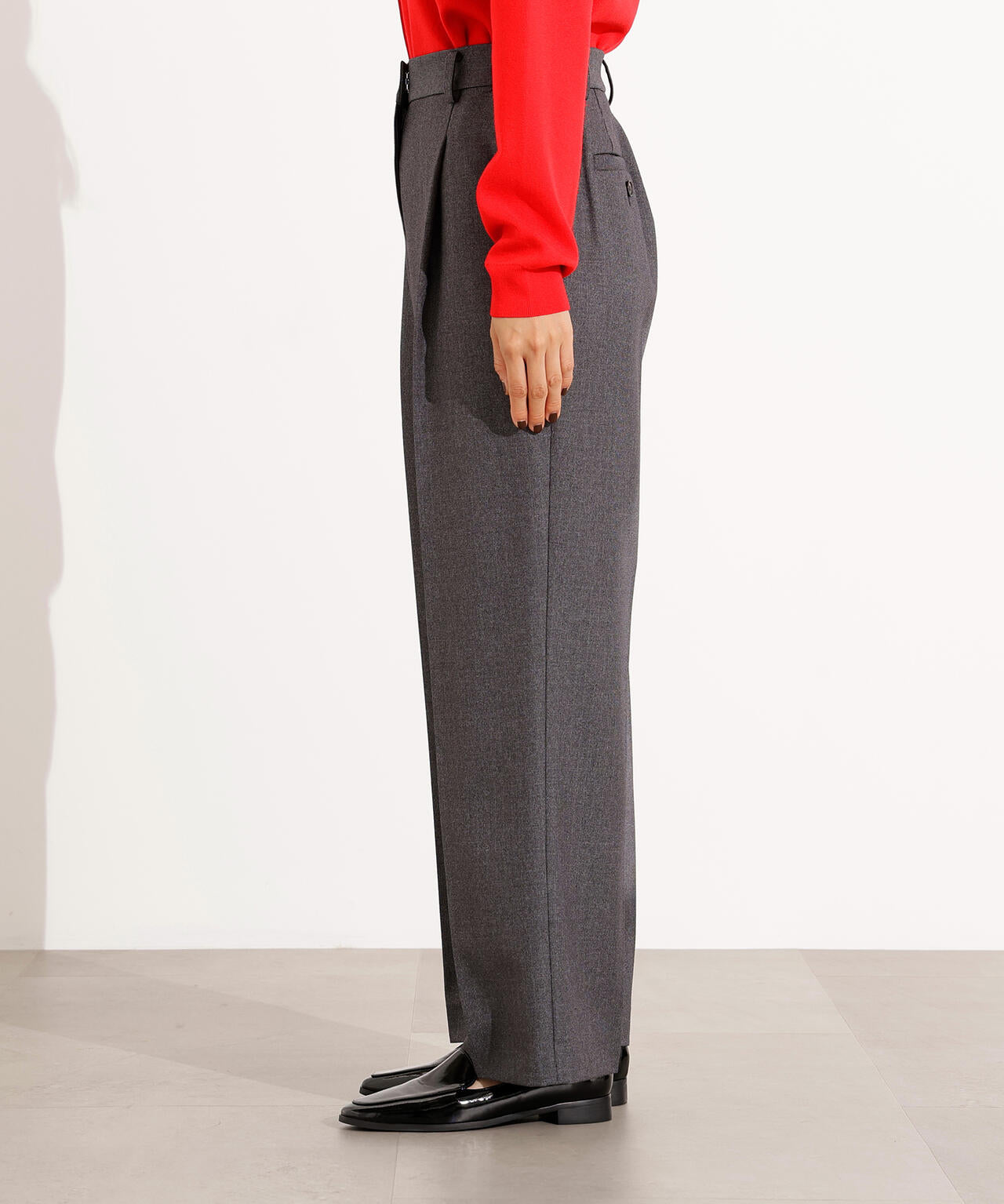 【小室安未さん着用】ツィーディーワンタックストレートパンツ