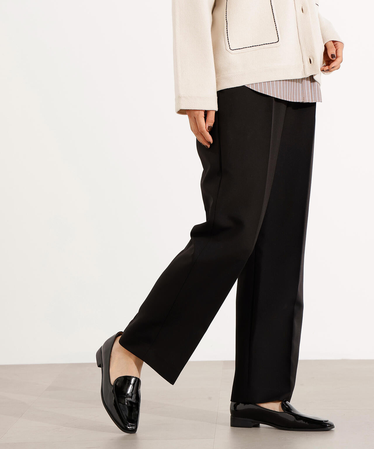 ベーシックストレートパンツ