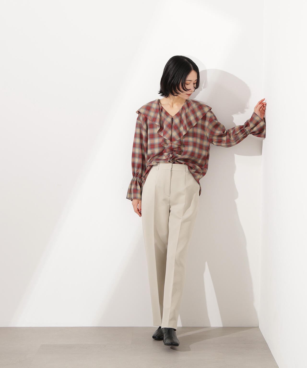 ベーシックストレートパンツ