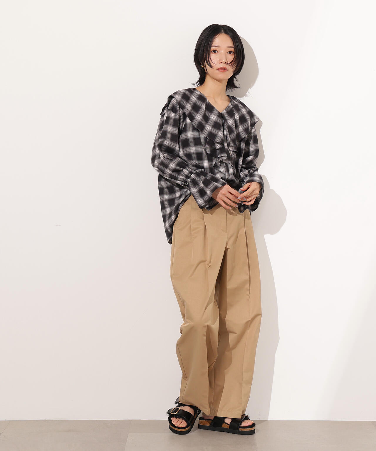 ツータックツイルパンツ