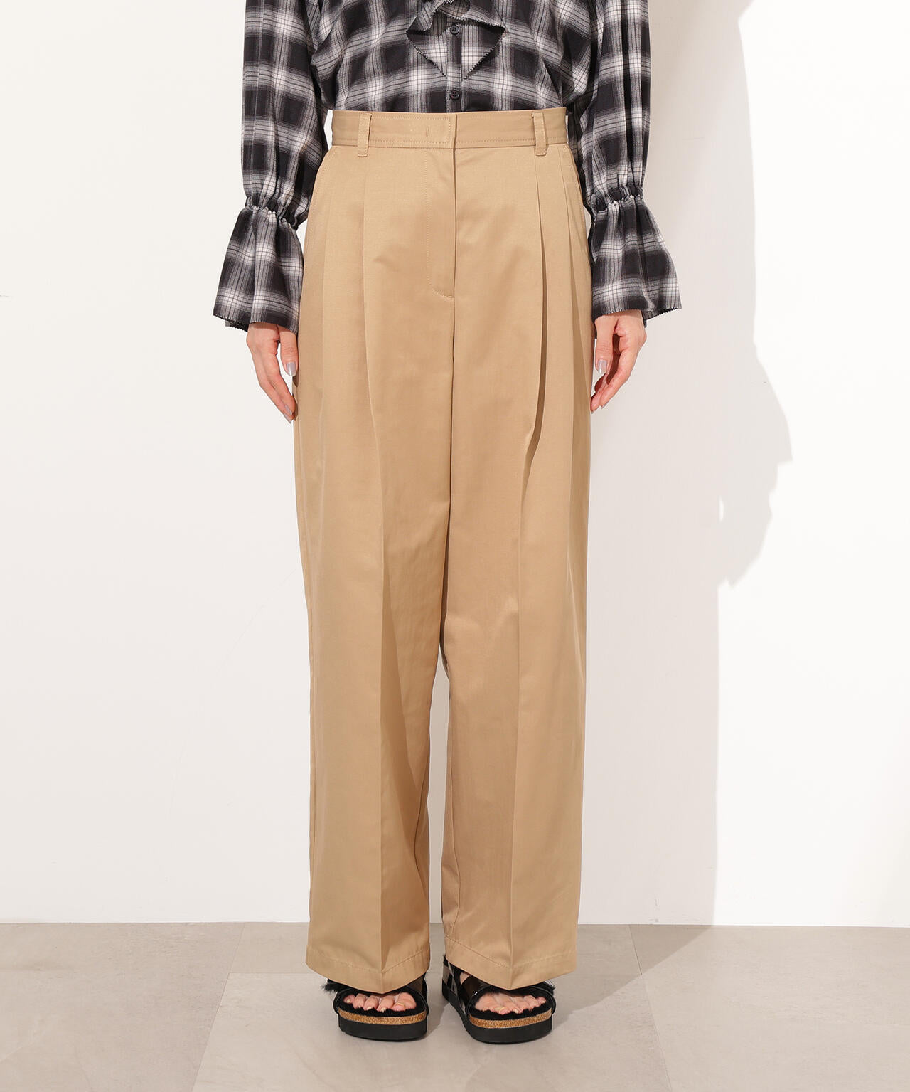 ツータックツイルパンツ