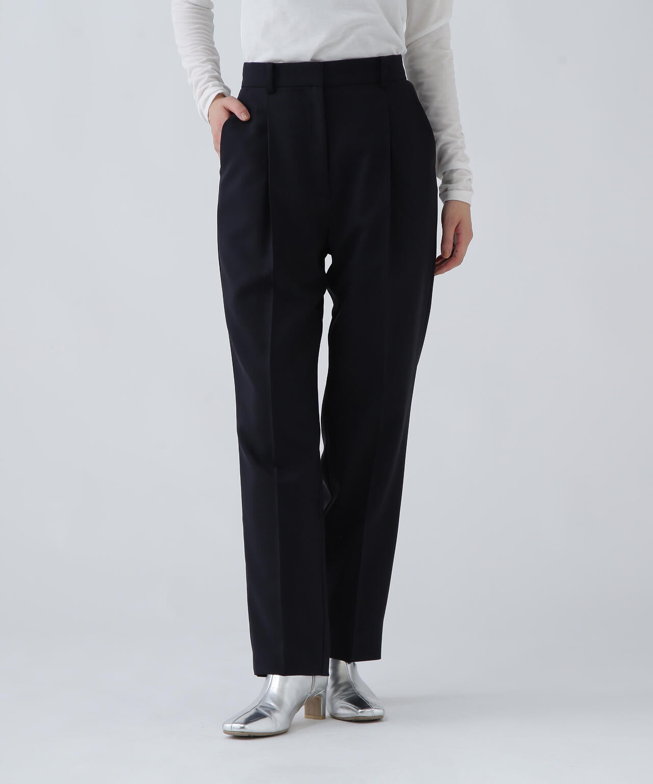 【365ユーティリティー】洗えてシワになりづらいジャケットみたいなブラウスセットアップ パンツ