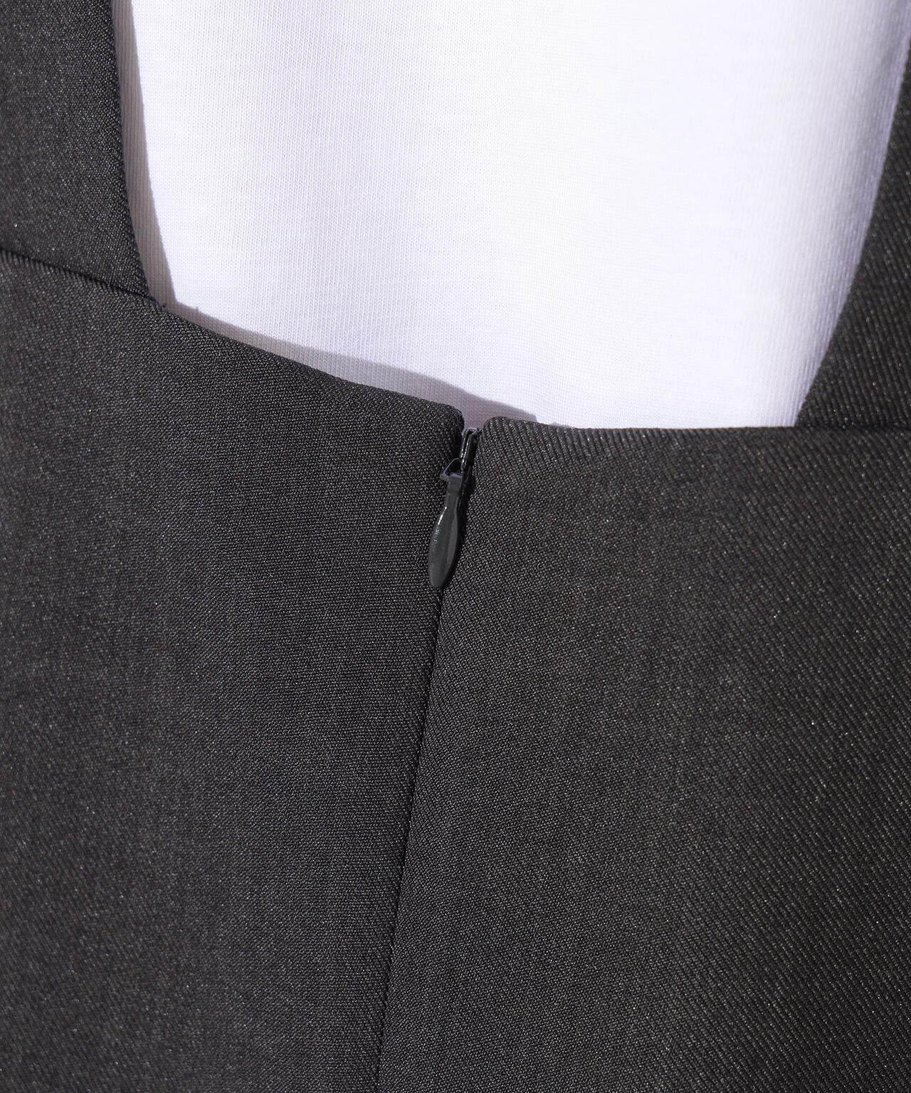 Uネックナロージャンスカ