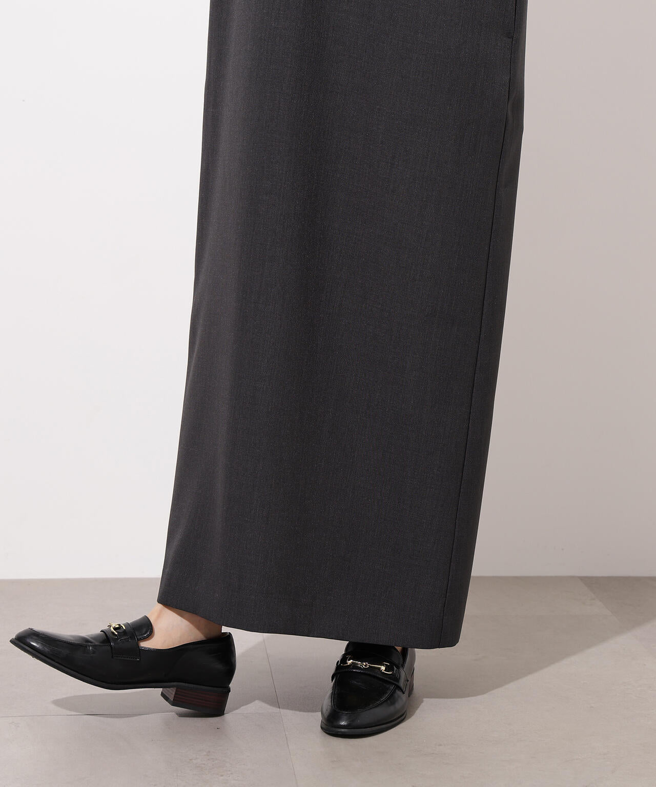 Uネックナロージャンスカ