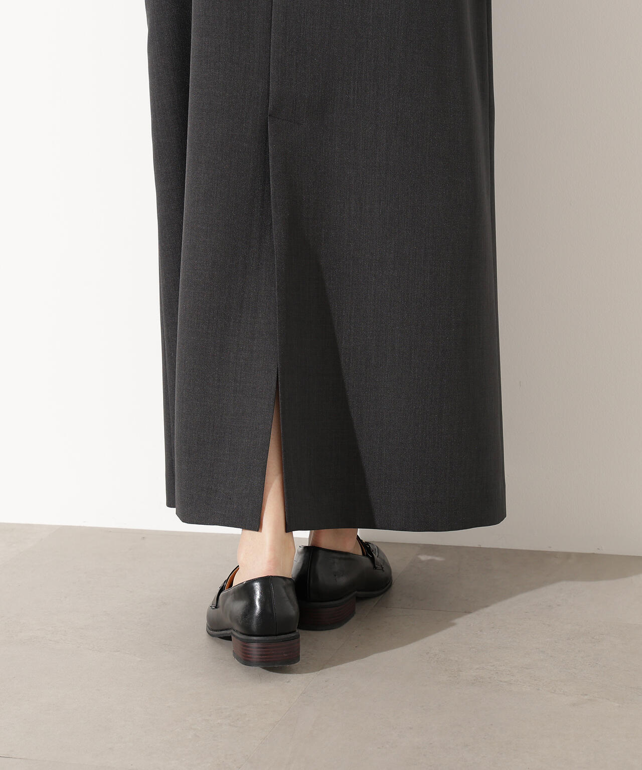 Uネックナロージャンスカ