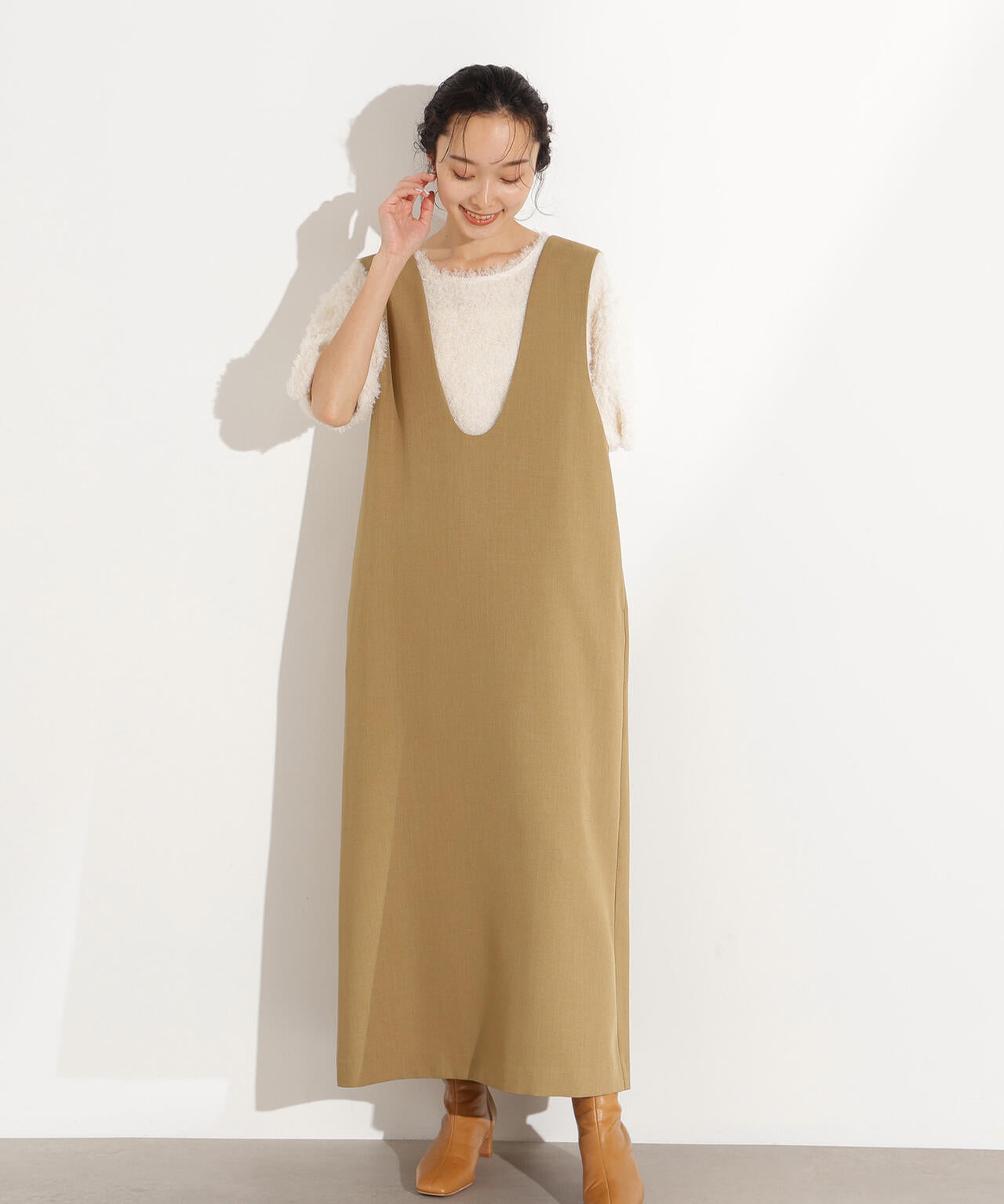 Uネックナロージャンスカ