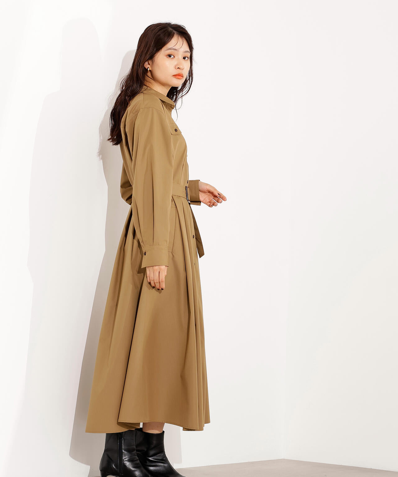 タック入りシャツワンピース