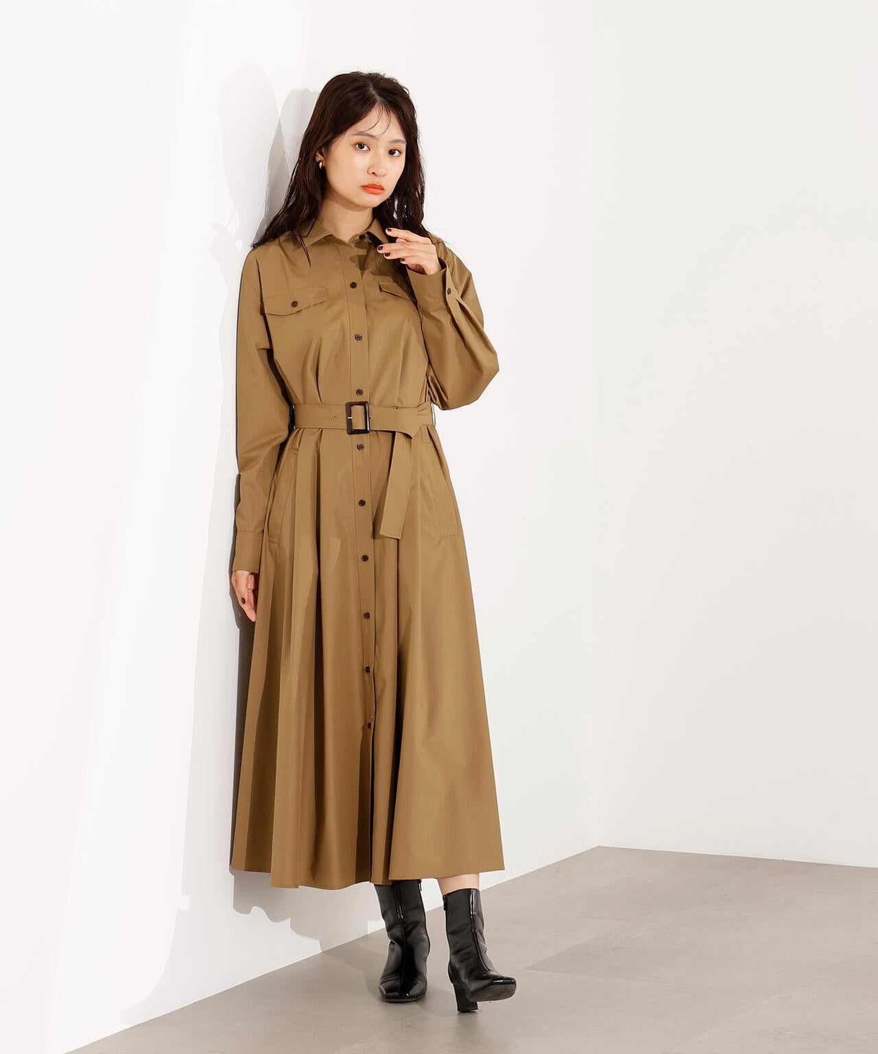 タック入りシャツワンピース