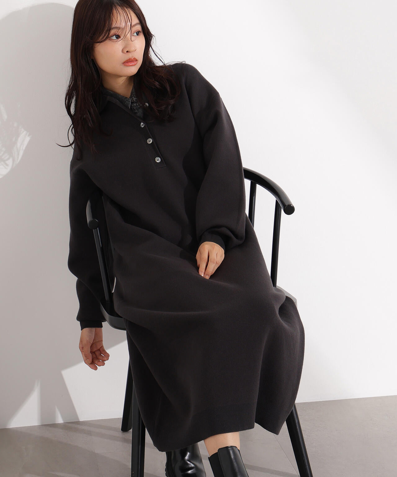 スキッパーネックニットワンピース