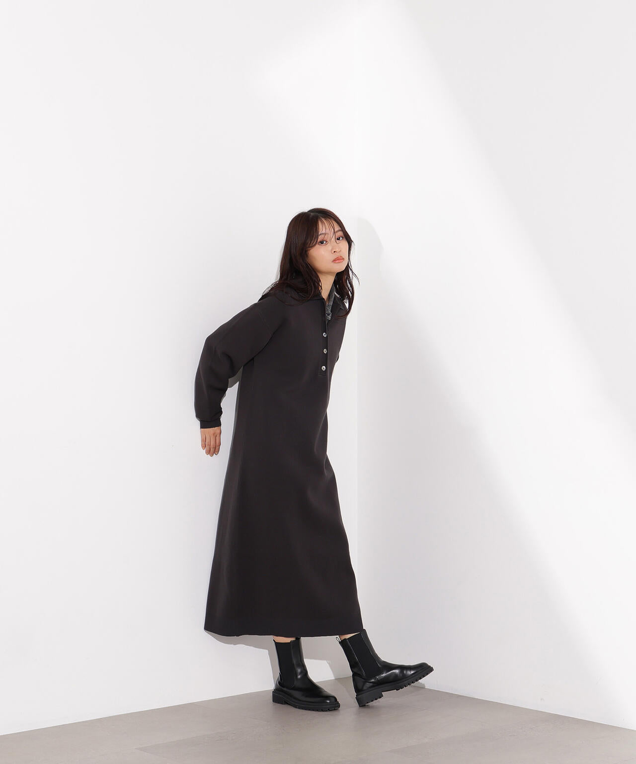 スキッパーネックニットワンピース