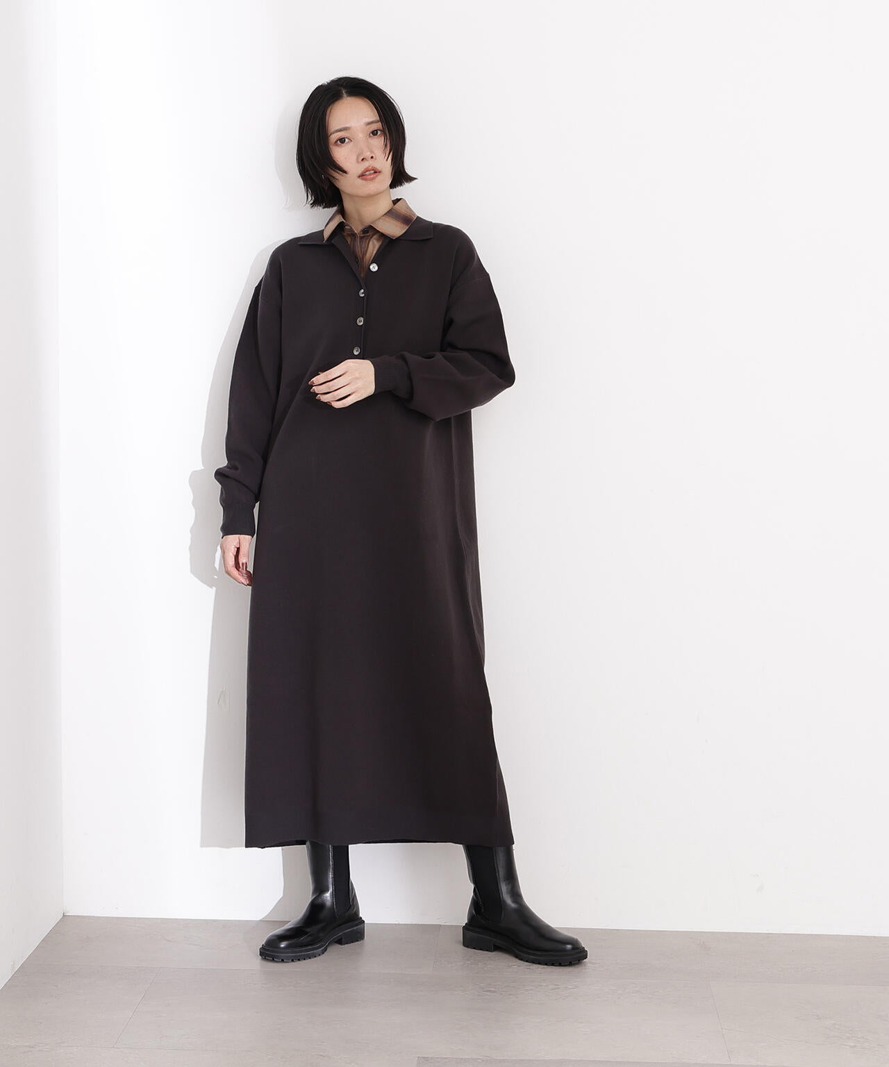 スキッパーネックニットワンピース