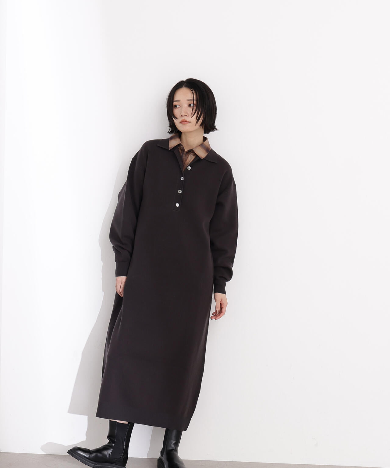 スキッパーネックニットワンピース