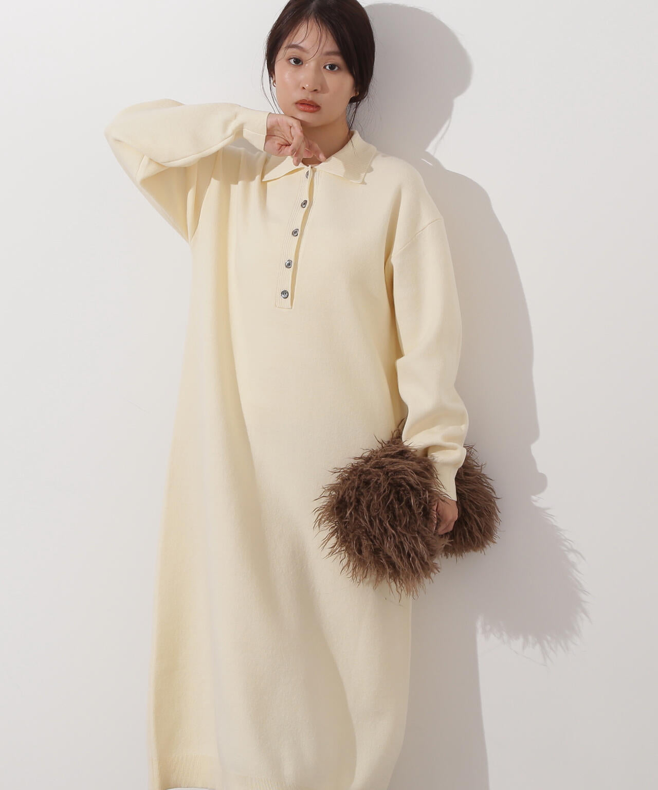 スキッパーネックニットワンピース