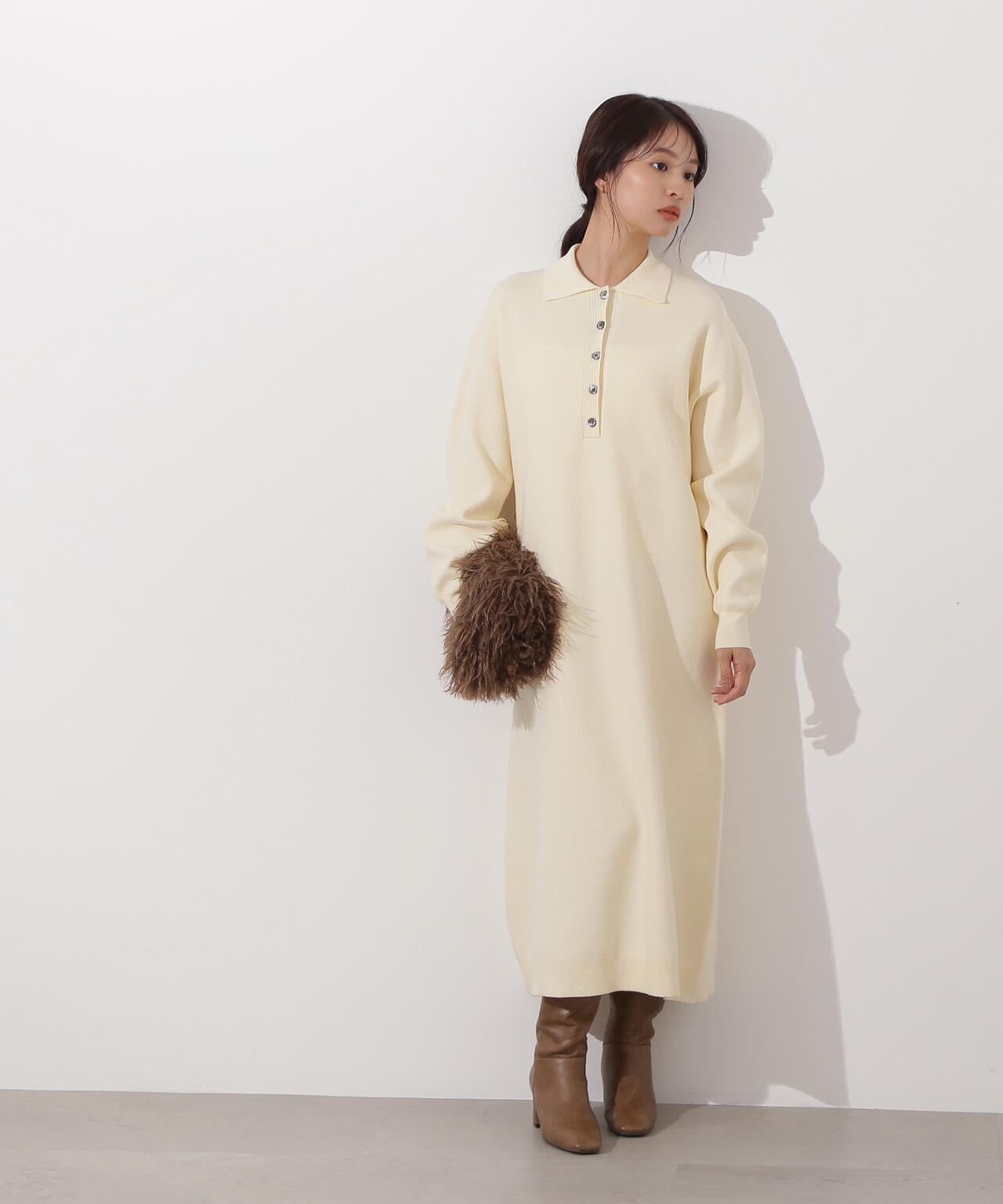 スキッパーネックニットワンピース