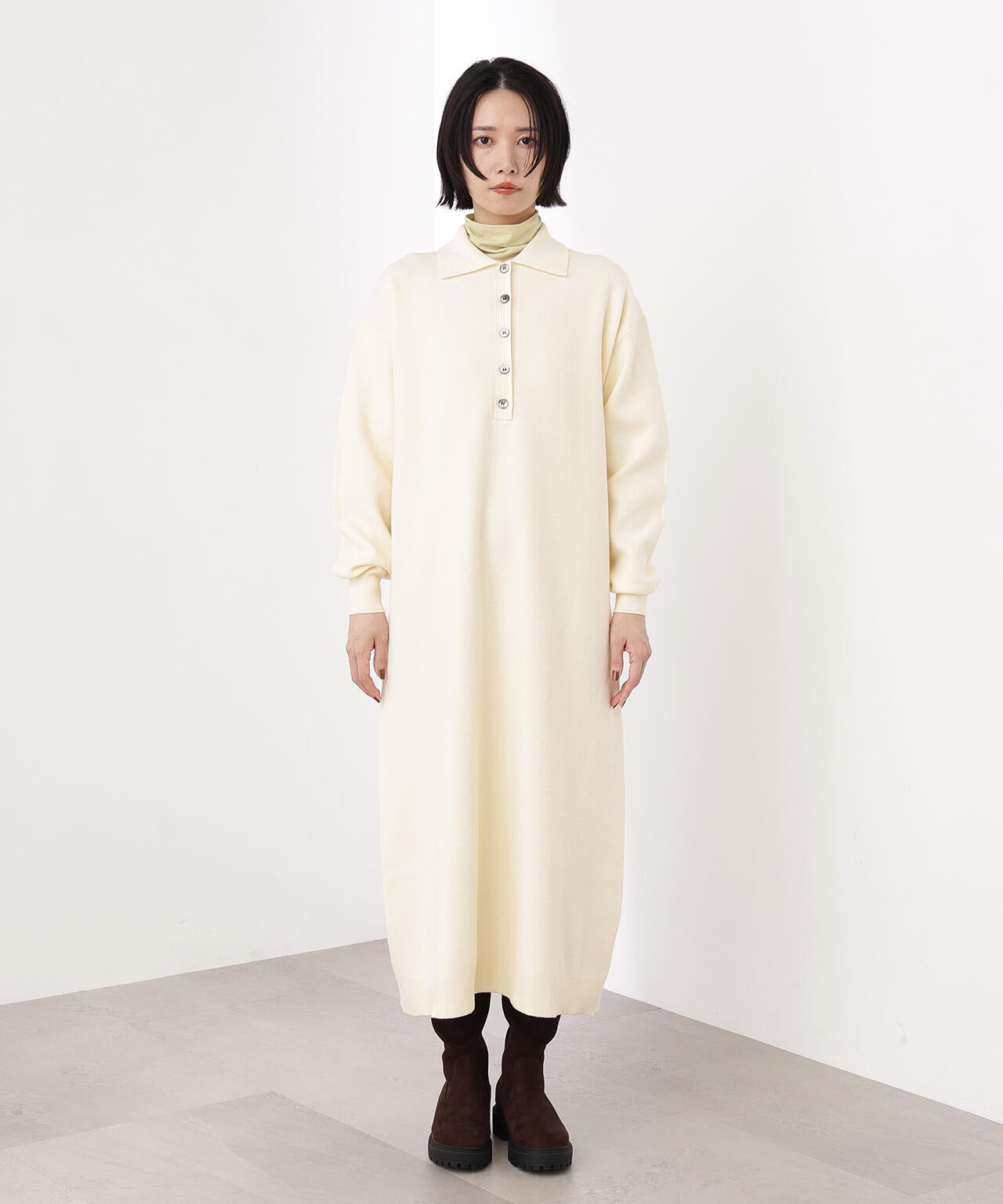 スキッパーネックニットワンピース