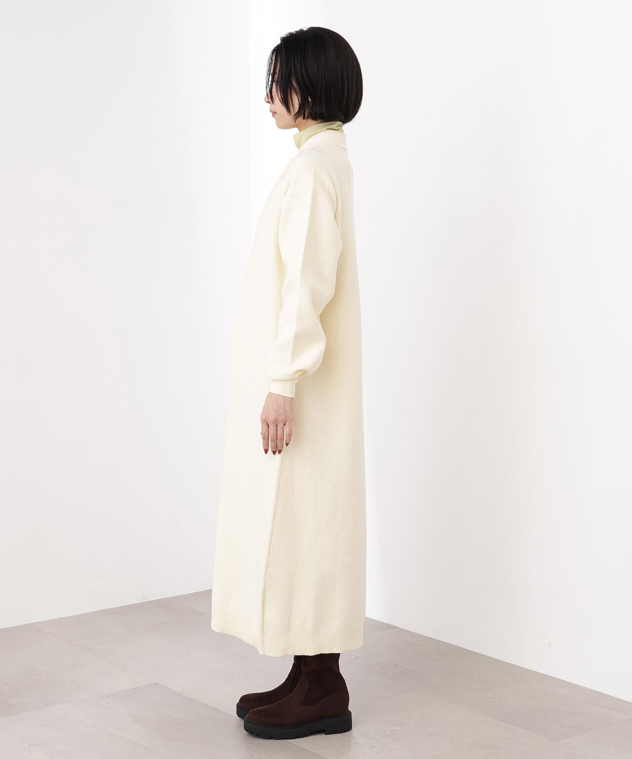 スキッパーネックニットワンピース