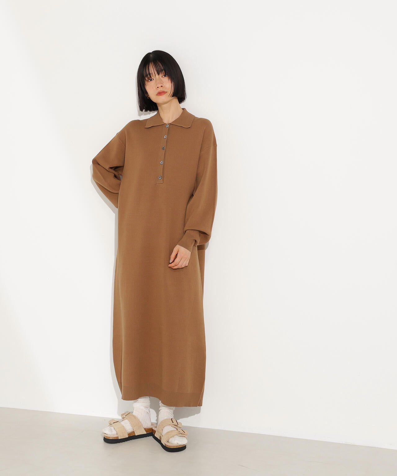 スキッパーネックニットワンピース