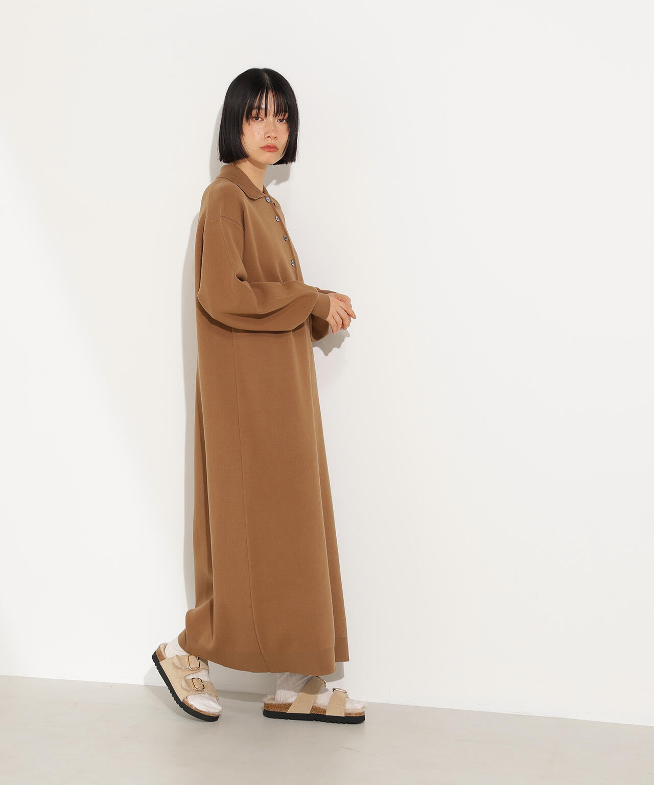 スキッパーネックニットワンピース