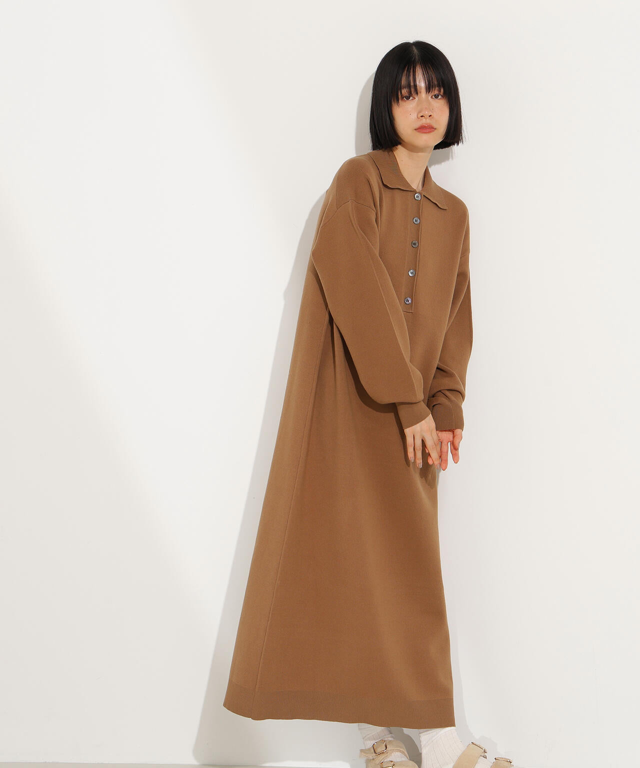 スキッパーネックニットワンピース