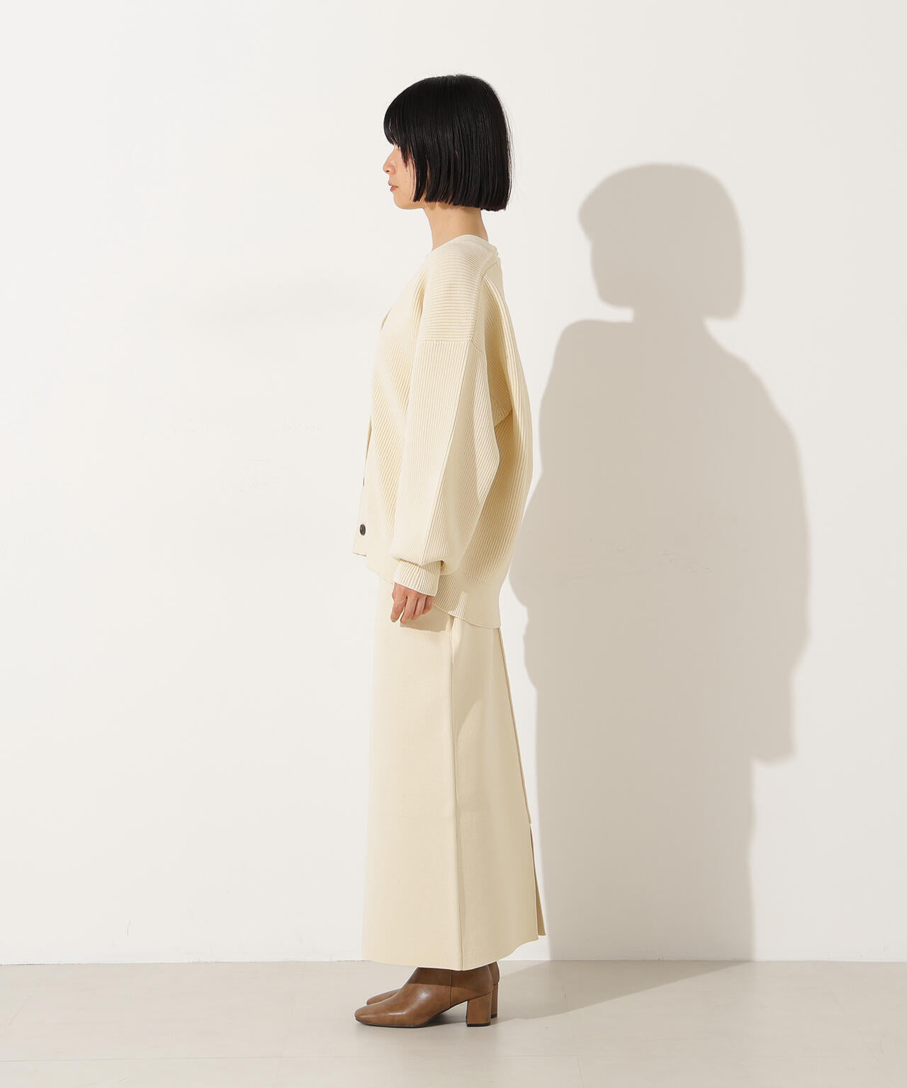 フォルムニットカーデセットアップ