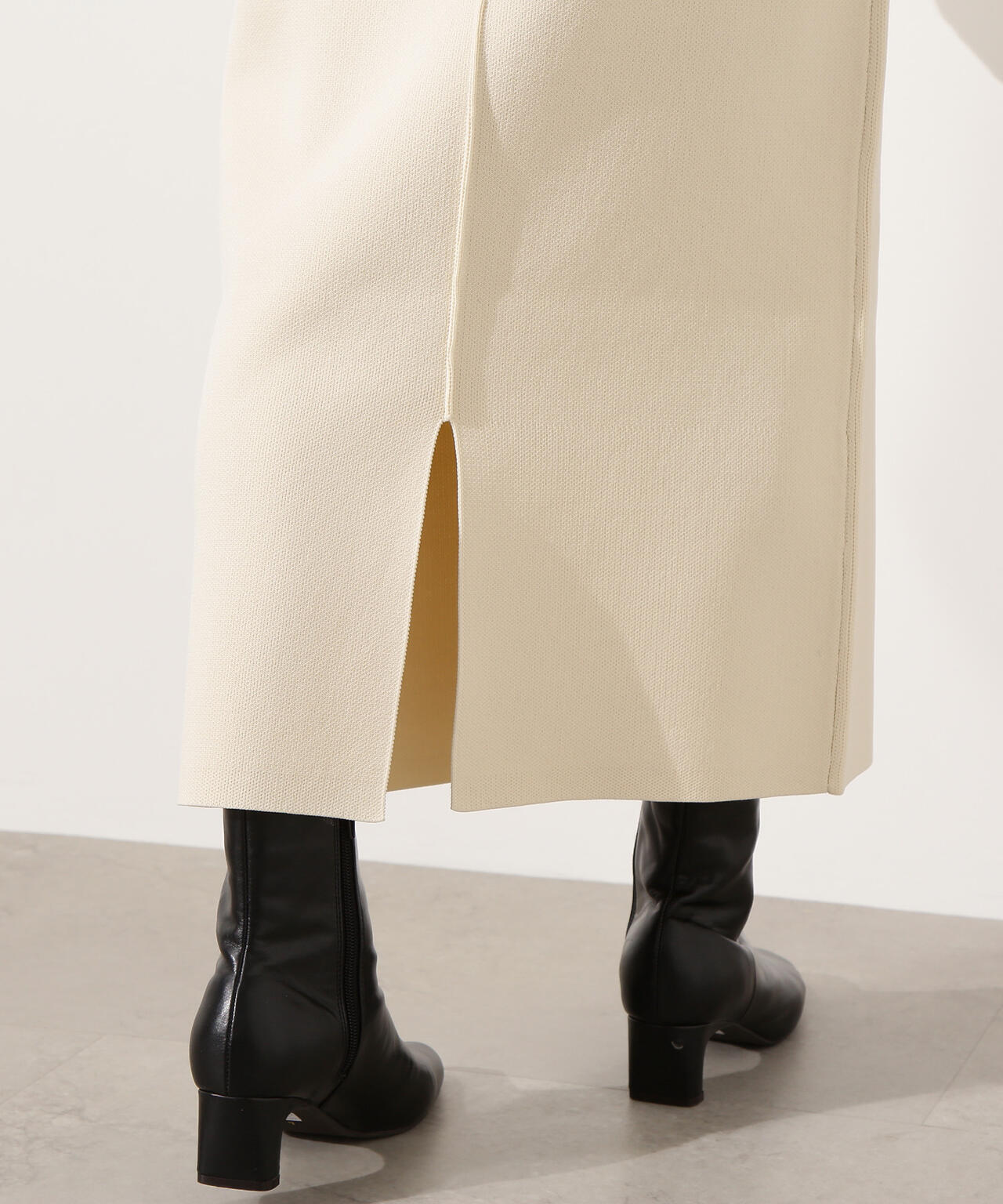 フォルムニットカーデセットアップ