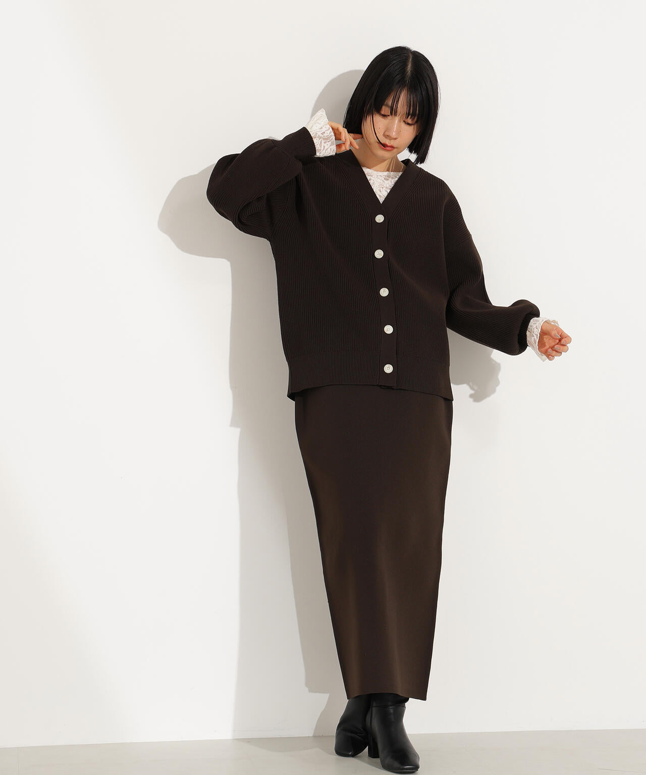 フォルムニットカーデセットアップ