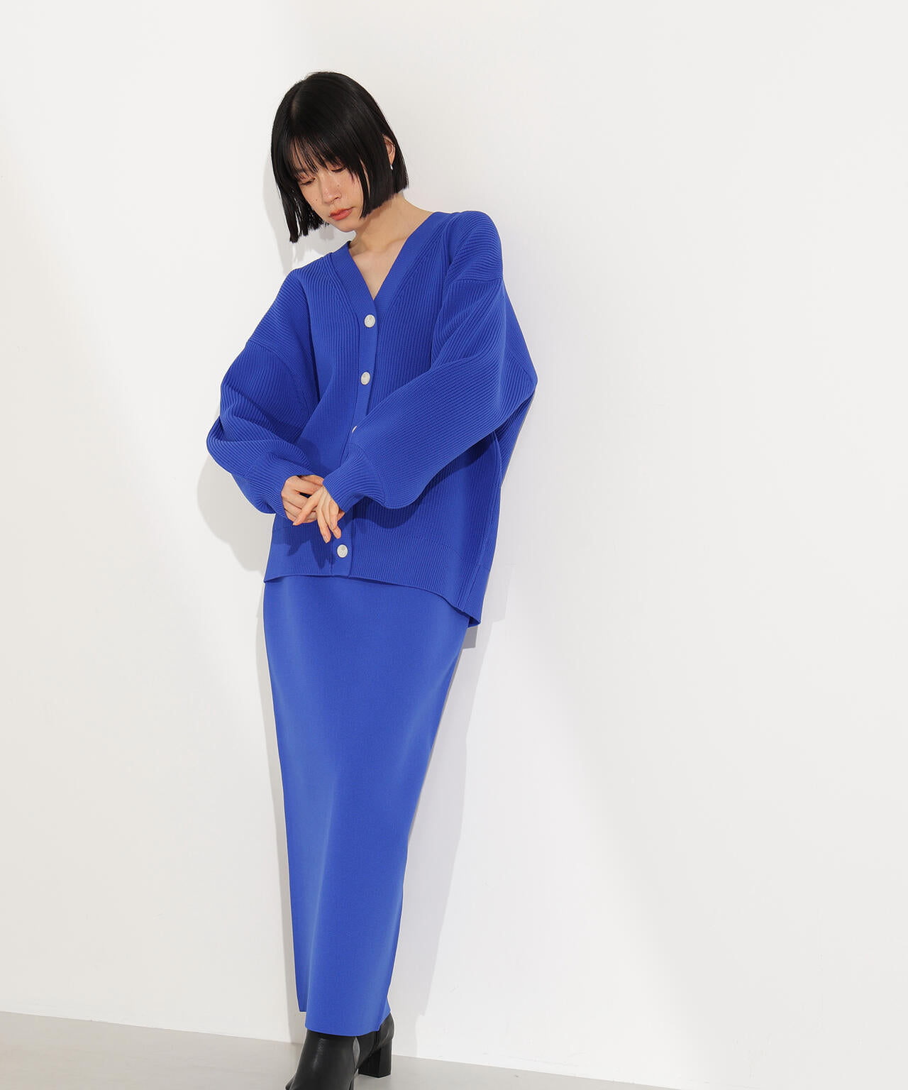 フォルムニットカーデセットアップ