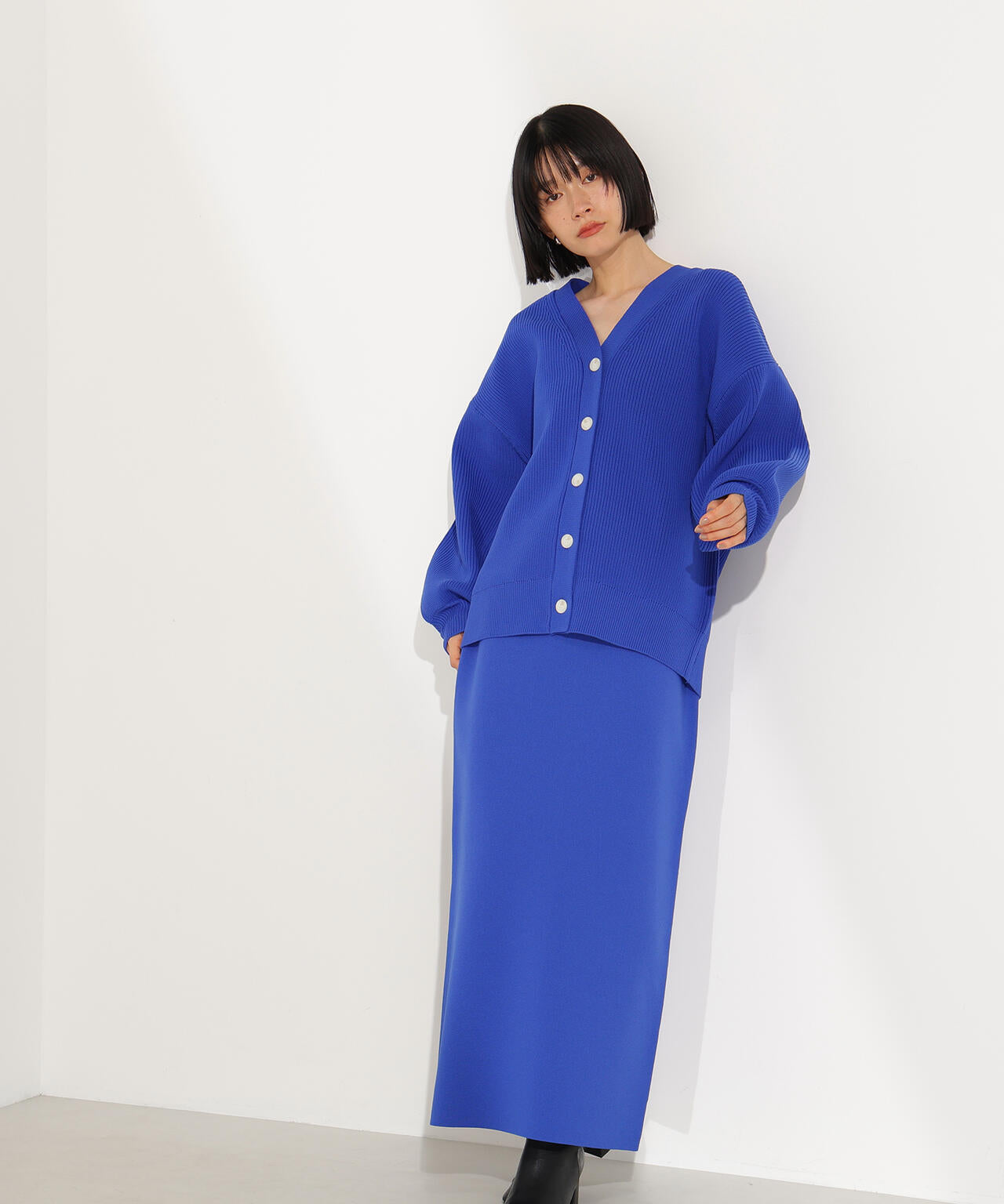 フォルムニットカーデセットアップ