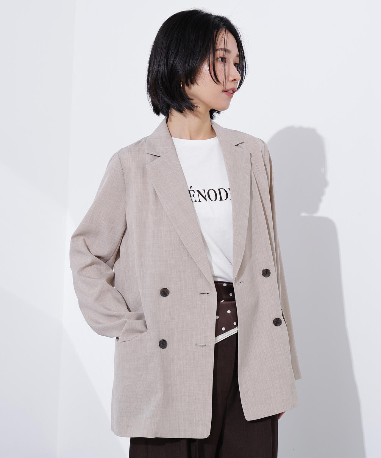 ライトテーラードダブルジャケット