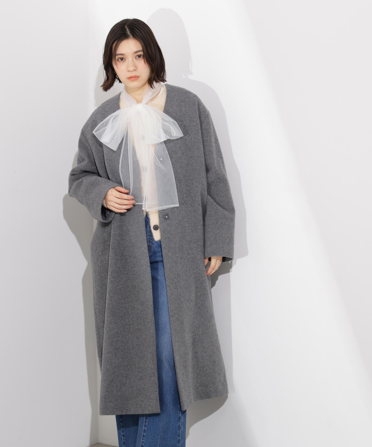 カラーレスロングコート