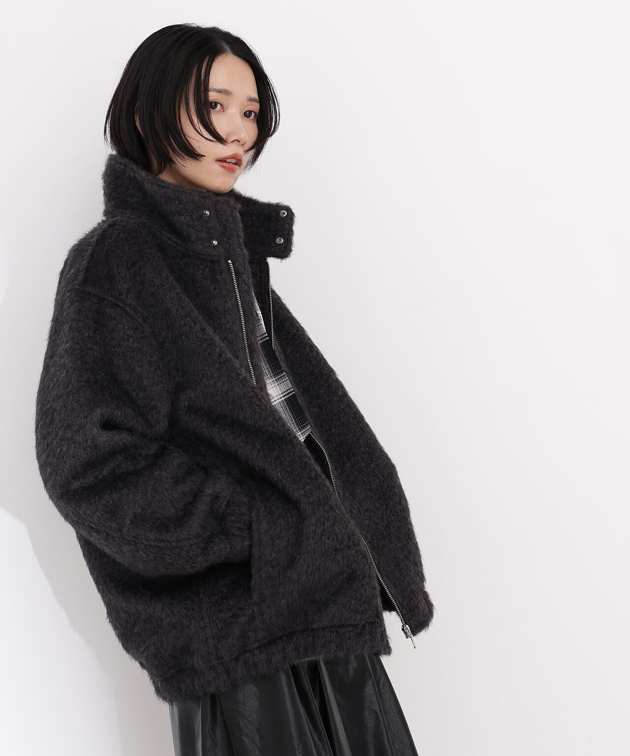 スタンドネックシャギーブルゾン