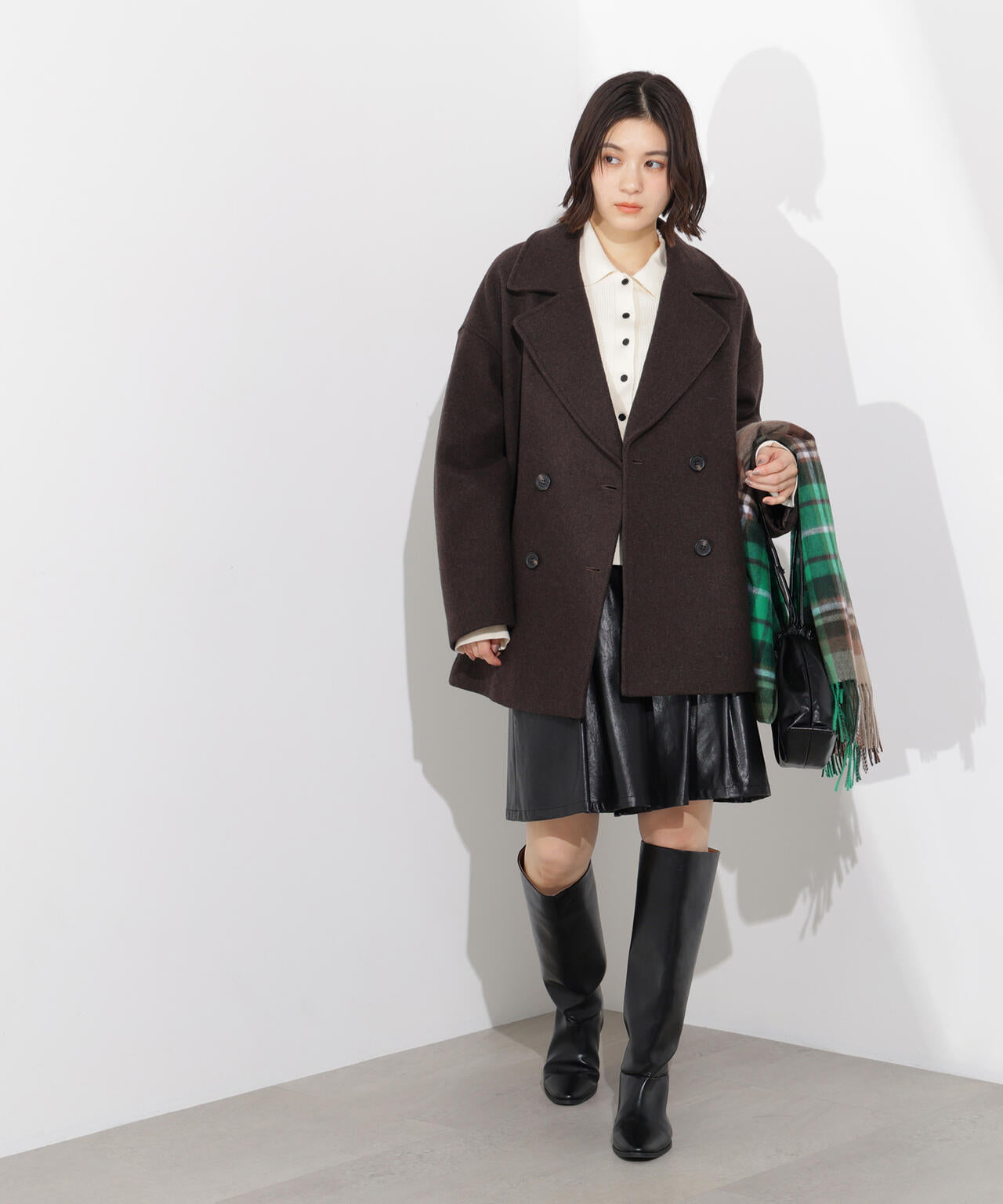 ミドルPコート《ブラウン×ゴールドボタン:LUMINE・LUCUA・official site限定》