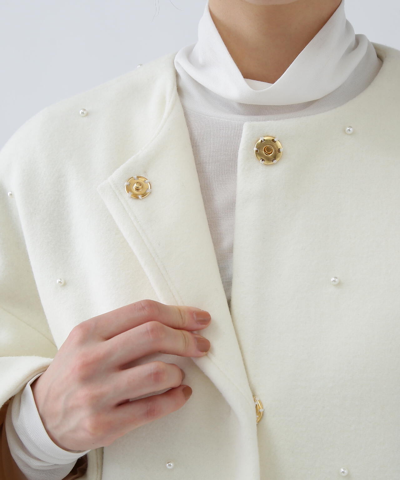 【好きを着て気分が高まる】羽織るジュエリー。パール付きショートコート