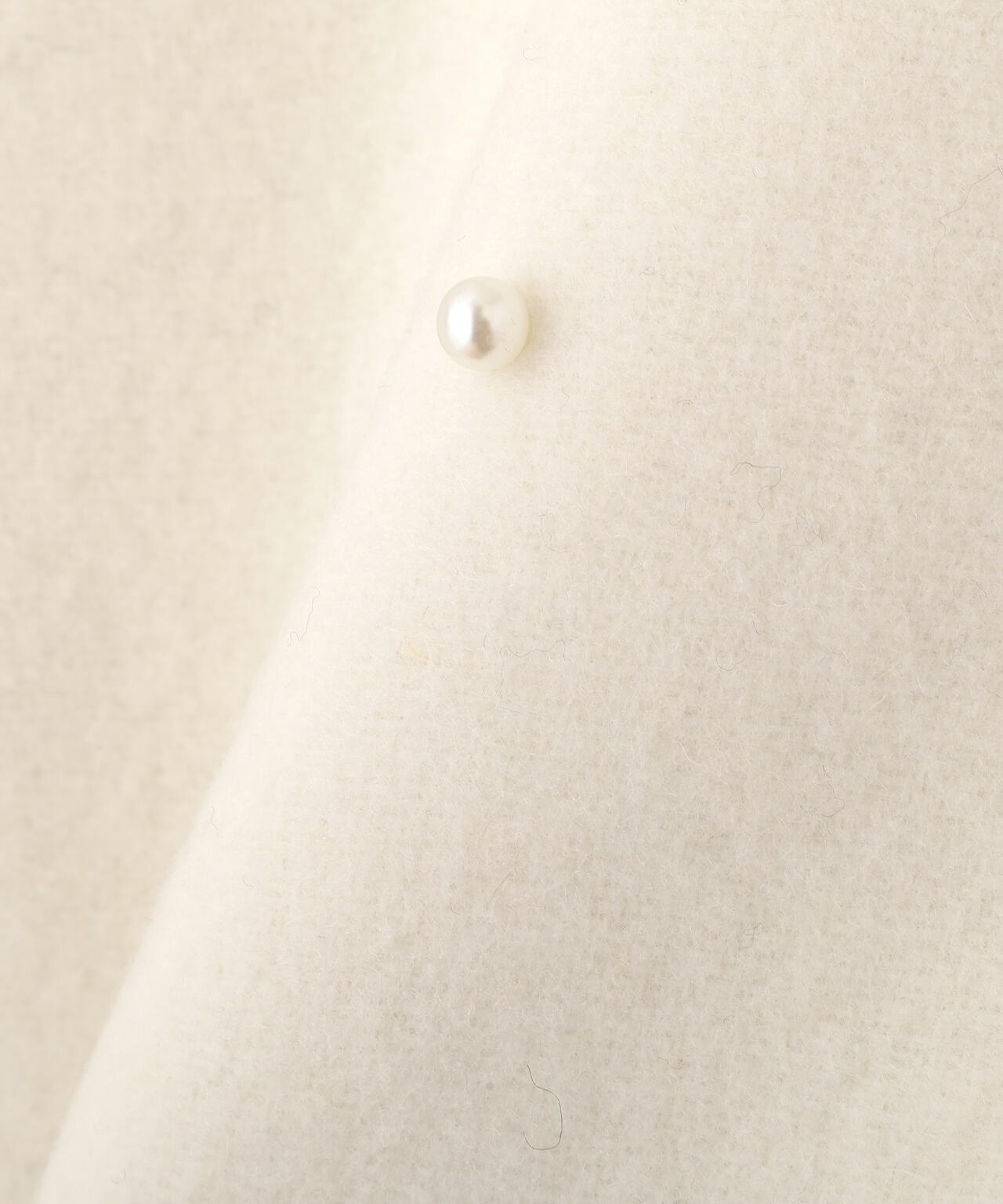 【好きを着て気分が高まる】羽織るジュエリー。パール付きショートコート