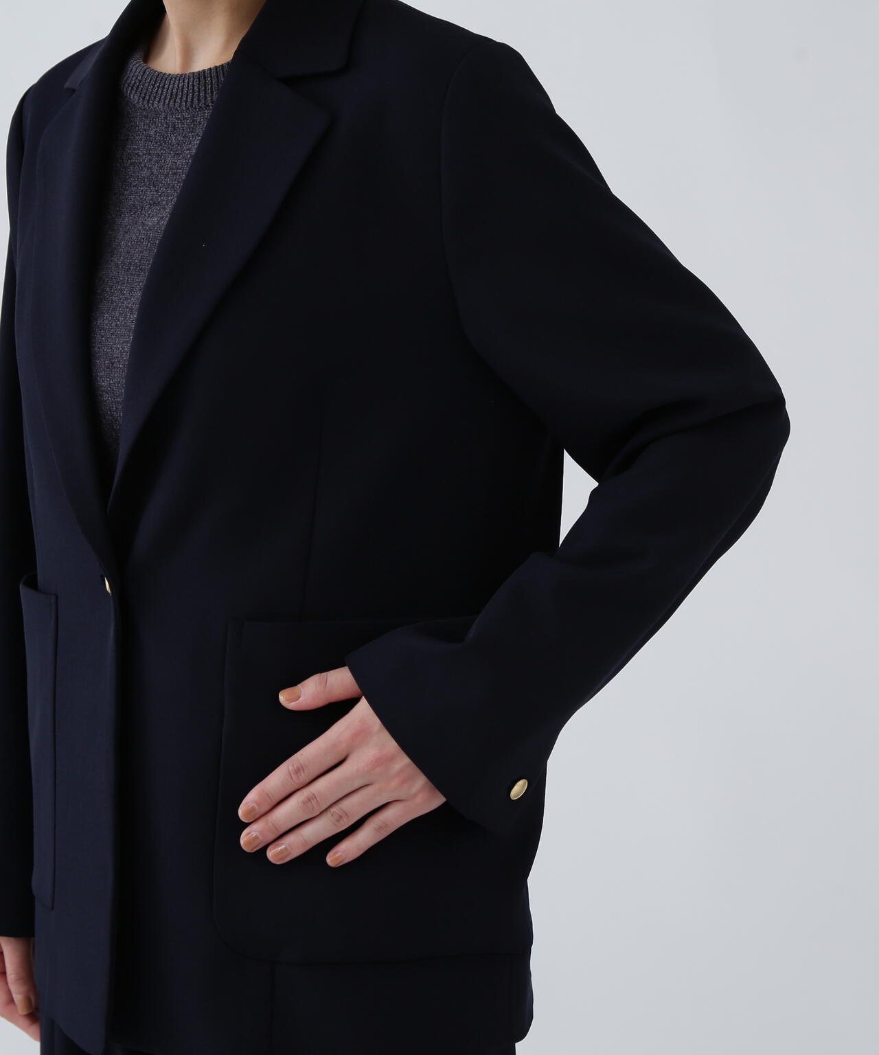 【365ユーティリティー】丸めて持ち運べる多機能忍ばせストレッチギャバテーラードジャケット