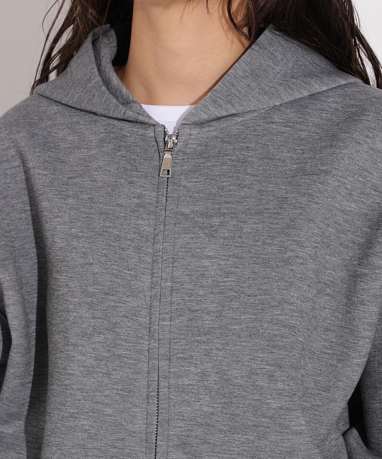 ダンボールフォルムパーカー