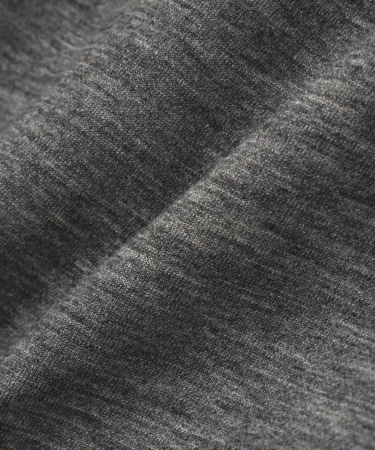 ダンボールフォルムパーカー